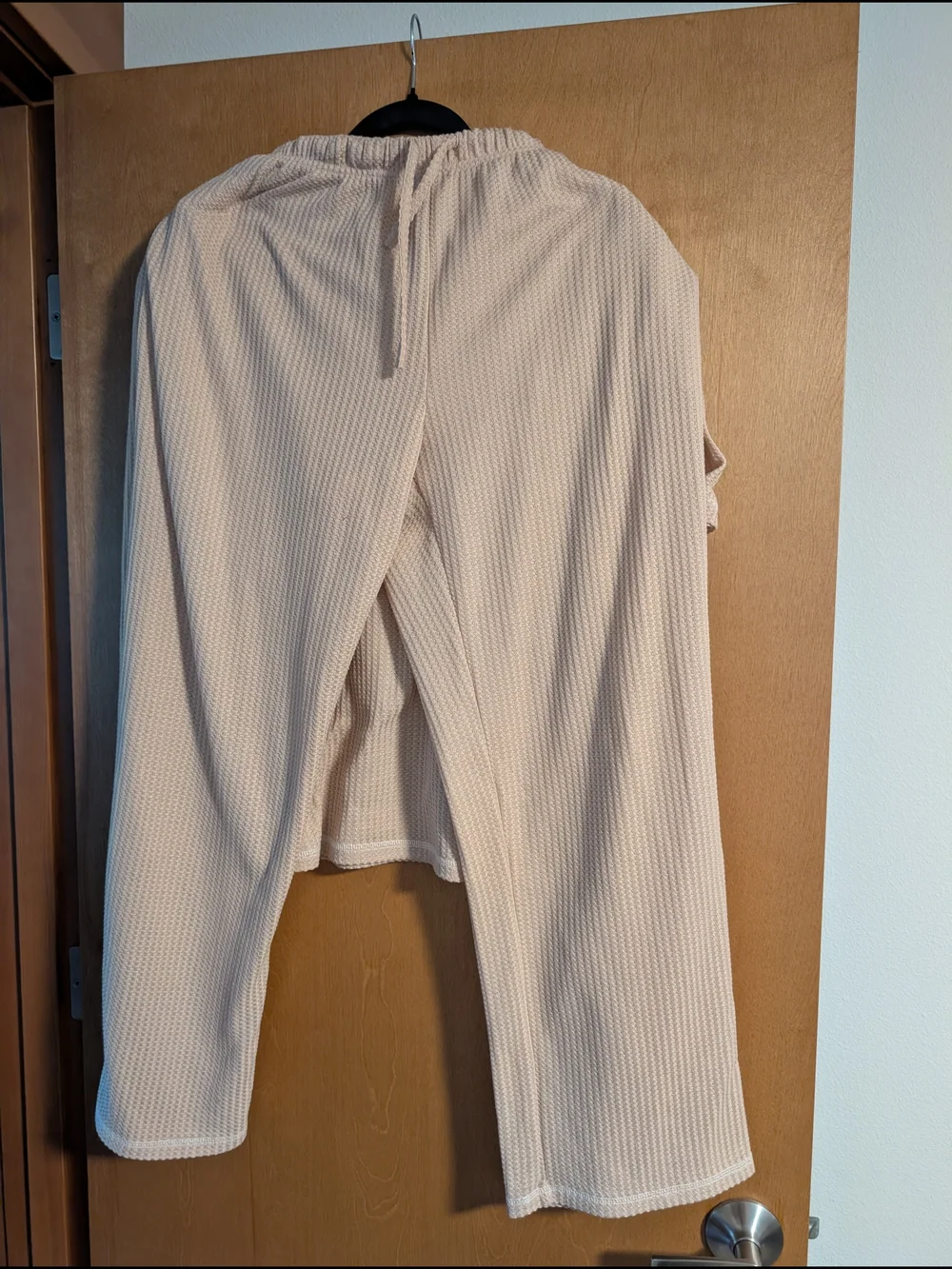 Cream Waffle-Knit Two Piece Set by Ekouaer Women's XL